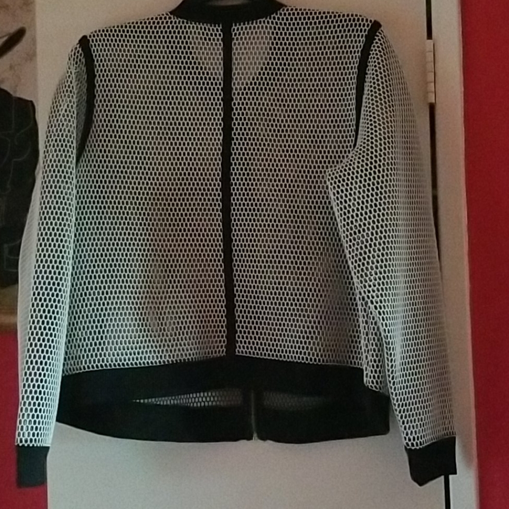Women jacket - Picture 2 of 4